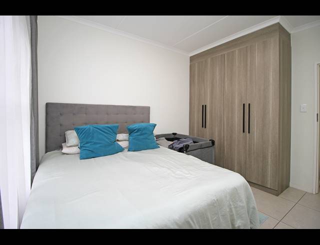 2 BEDROOM APARTMENT FOR SALE IN NORTHGATE